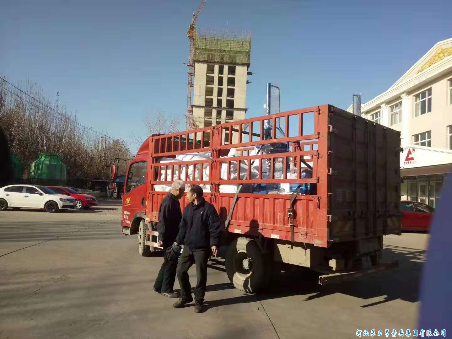 兩臺(tái)辰力32型鋼絲繩插套機(jī)發(fā)貨！